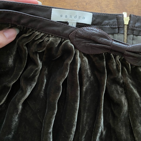 SANDRO Dark Green Velvet Skirt sz 1 - Picture 4 of 9
